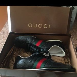 Vintage Gucci sneakers